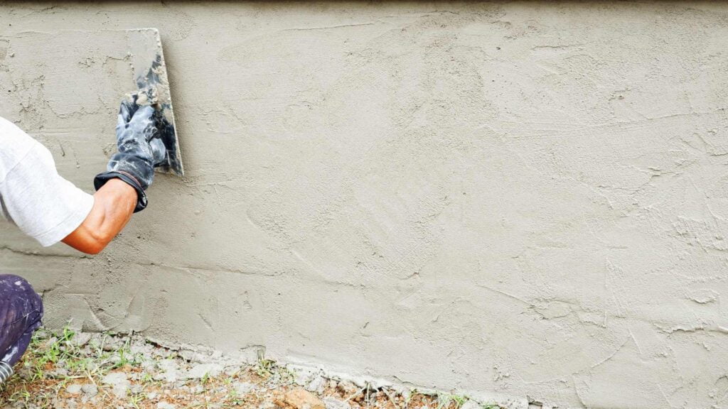 Enduit mur à Luynes
