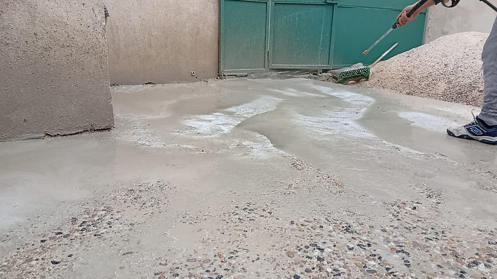 Dalle en béton désactivé coulée sur notre chantier d'Endoume, à Marseille