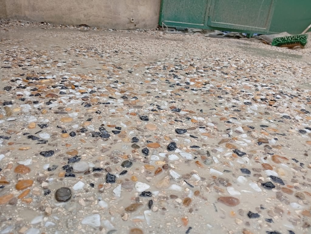 Dalle en béton désactivé coulée sur notre chantier d'Endoume, à Marseille